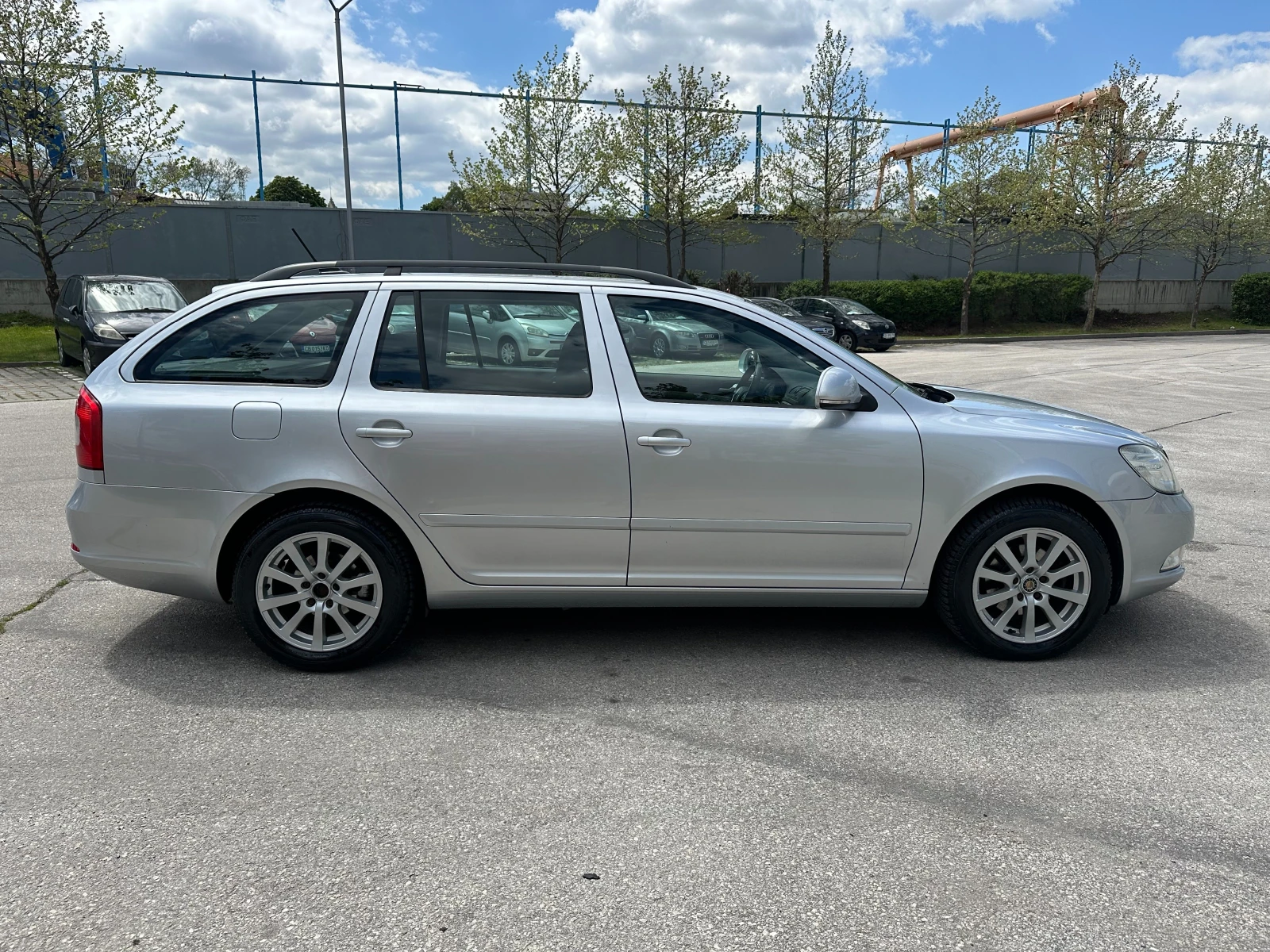 Skoda Octavia 1.6d 105 к.с. - изображение 5
