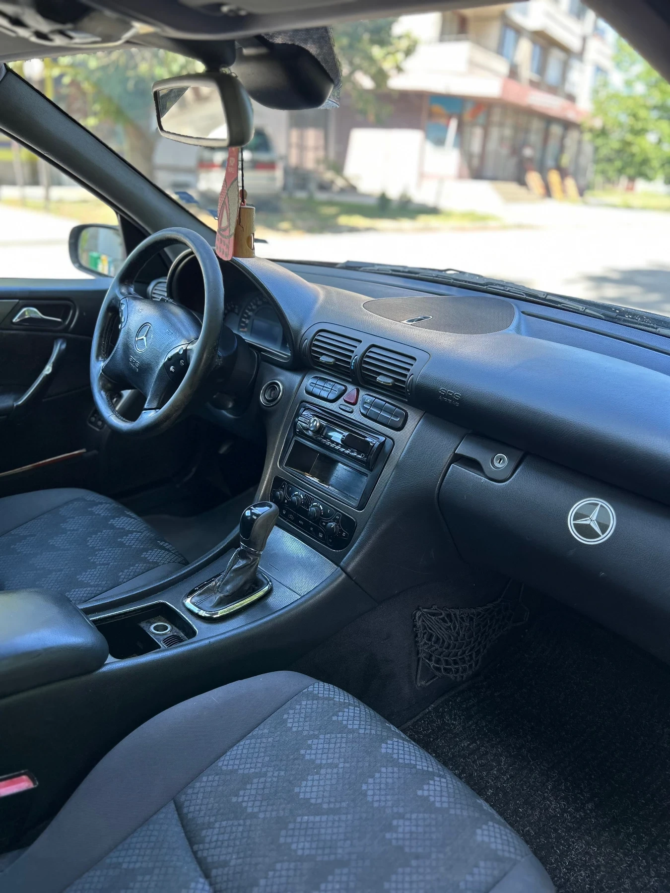 Mercedes-Benz C 220 2.2 CDI - изображение 5