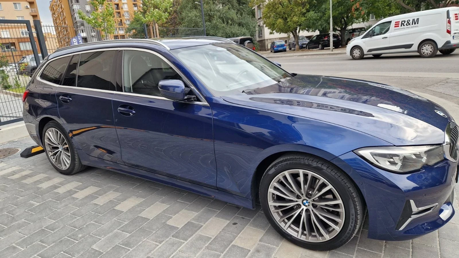 BMW 320 BMW 320d XDRIVE Luxury line  - изображение 4