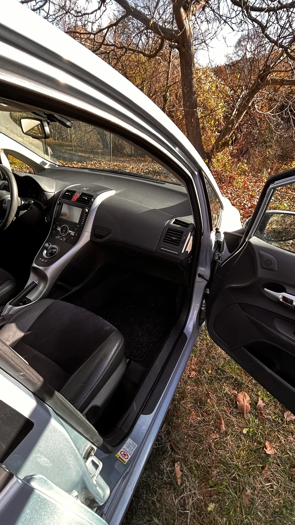 Toyota Auris 1.8 hybrid | Mobile.bg   10