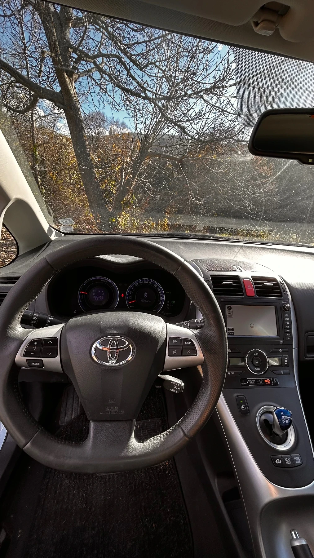 Toyota Auris 1.8 hybrid | Mobile.bg   9