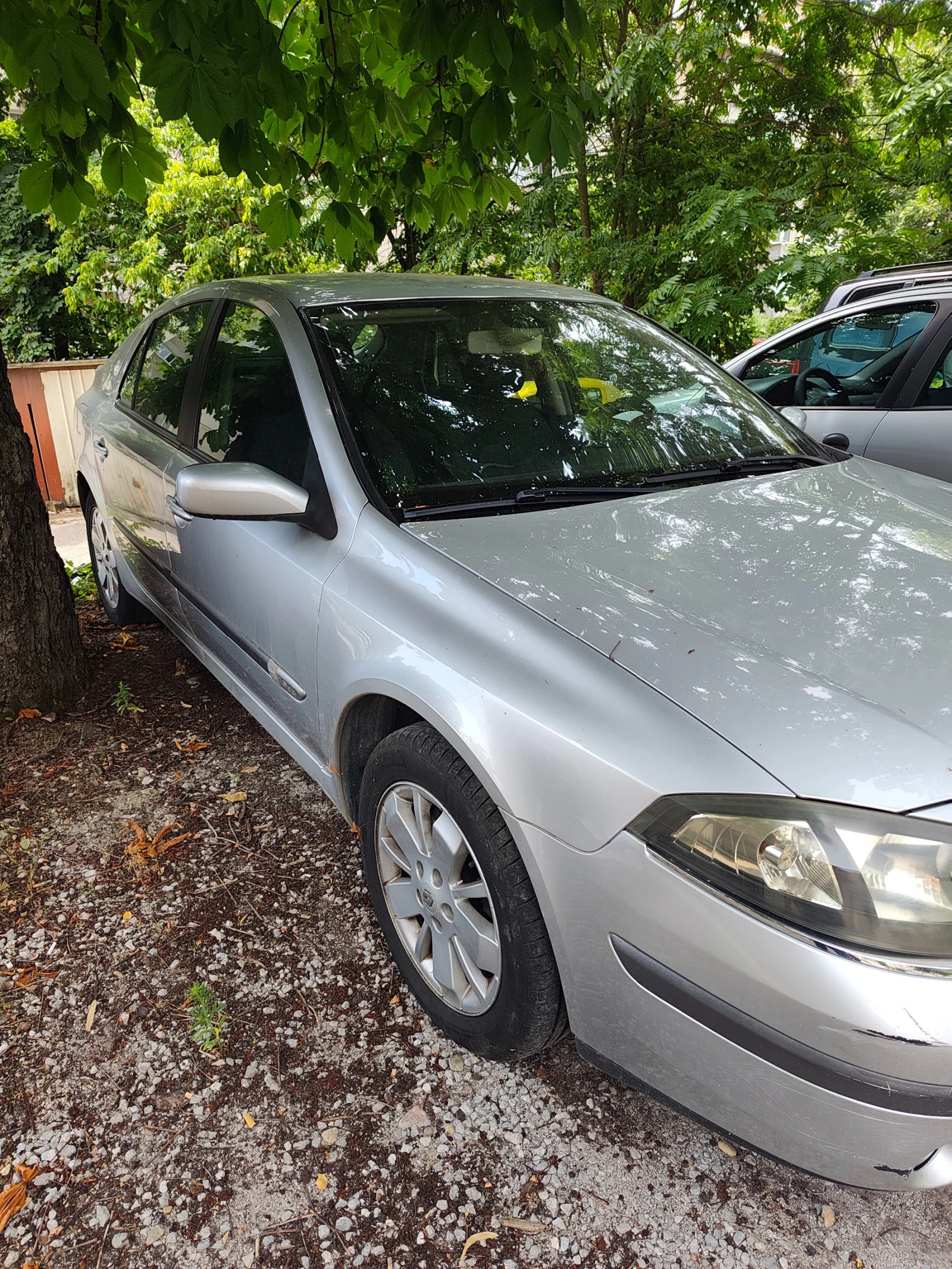 Renault Laguna 2, снимка 5 - Автомобили и джипове - 55446181