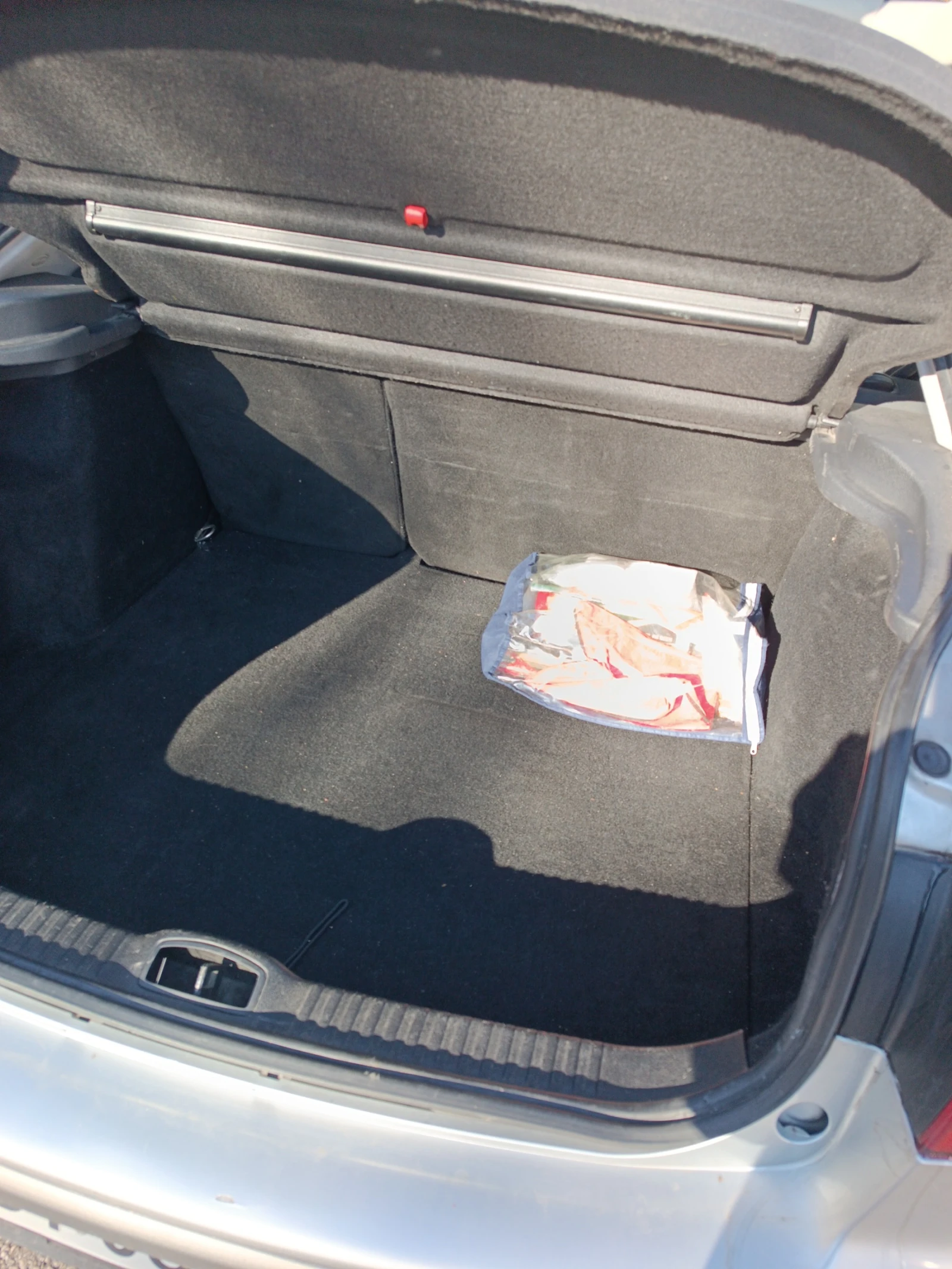 Renault Laguna 2, снимка 6 - Автомобили и джипове - 53743121