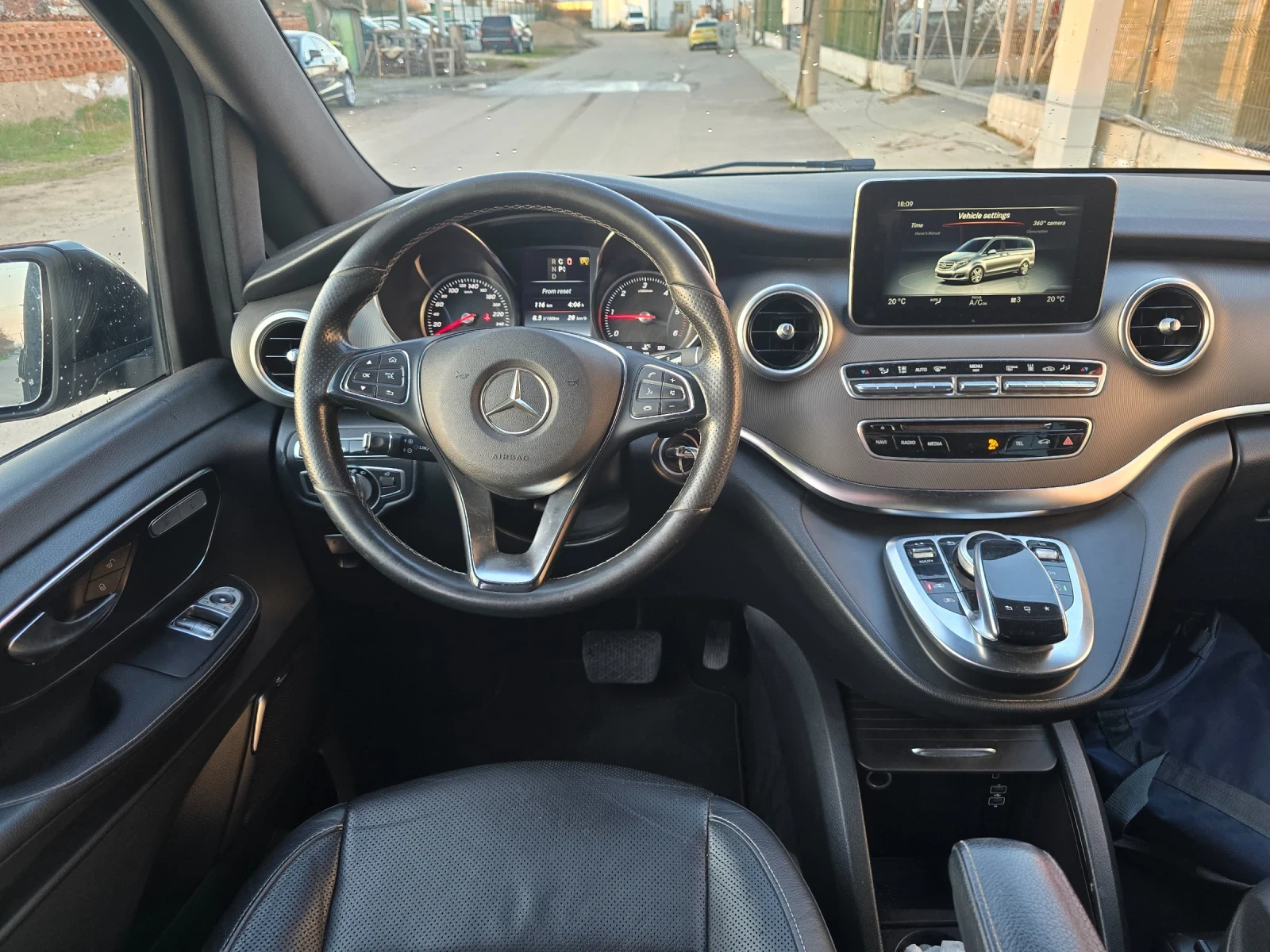 Mercedes-Benz V 300 V250 DIESEL AVANTGARDE, снимка 9 - Автомобили и джипове - 53849482