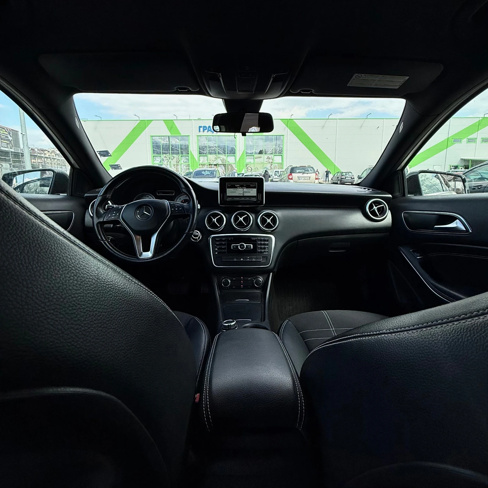 Mercedes-Benz A 180, снимка 11 - Автомобили и джипове - 53977790