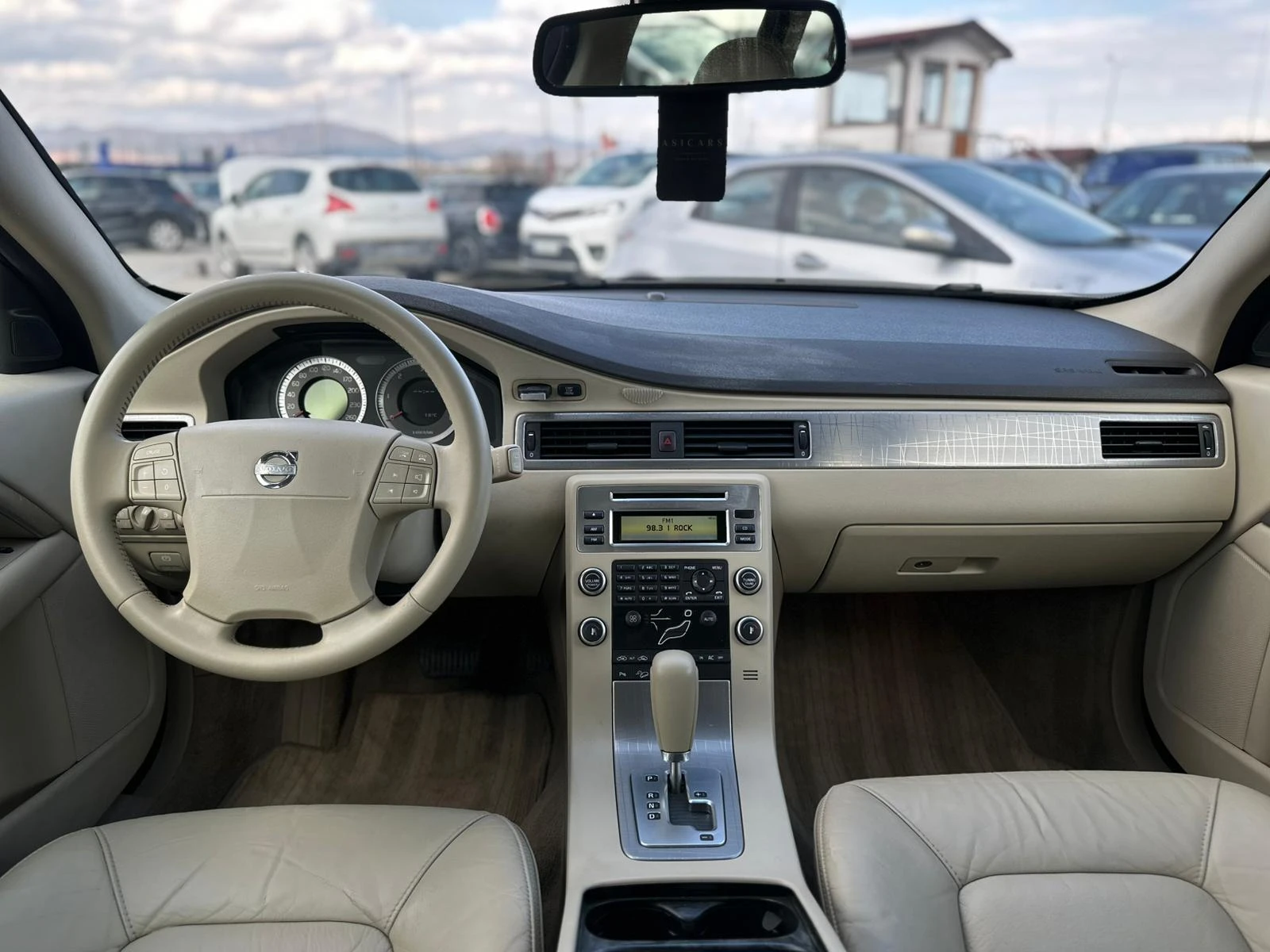 Volvo Xc70 / 2.4D / 185 HP / D5 / 4X4 / MOMENTUM /, снимка 13 - Автомобили и джипове - 53995370