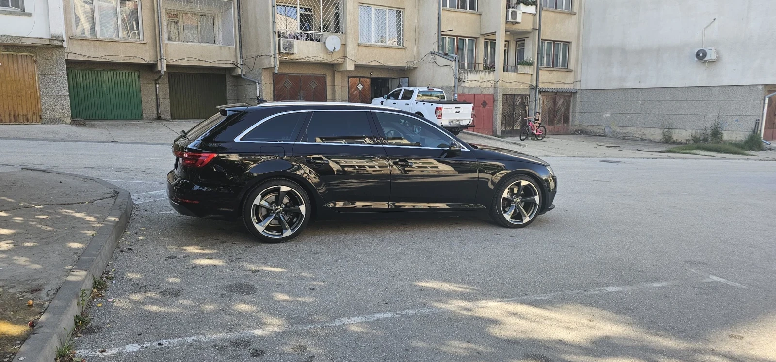 Audi A4 2.0 TDI, снимка 4 - Автомобили и джипове - 55163568
