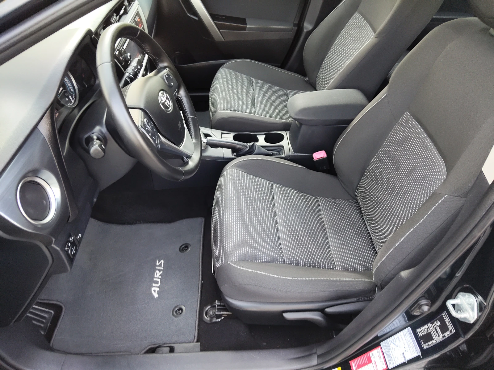 Toyota Auris 1, 8i HYBRID | Mobile.bg � ����������� 8