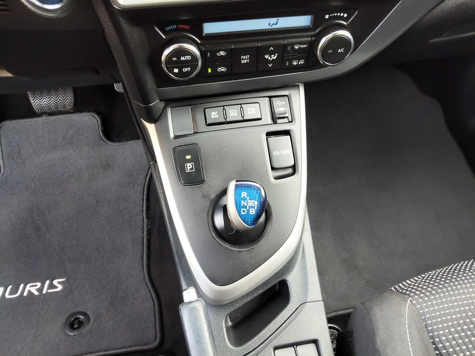 Toyota Auris 1, 8i HYBRID | Mobile.bg � ����������� 13