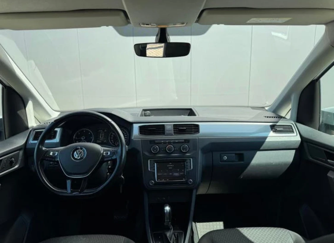 VW Caddy 2.0TDI AVTOMAT, снимка 2 - Автомобили и джипове - 54675794