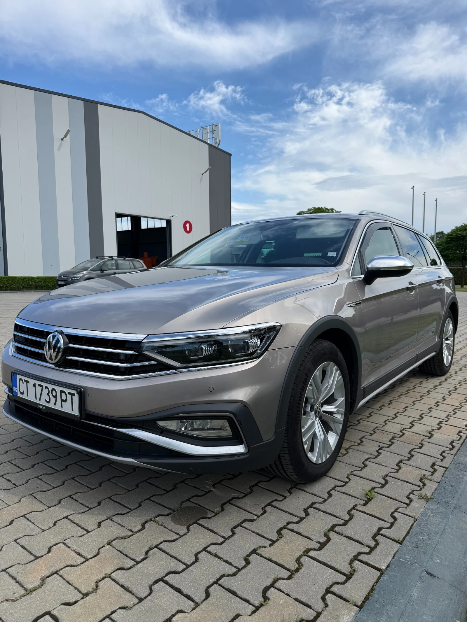 VW Passat ALL TRACK, снимка 6 - Автомобили и джипове - 54753365