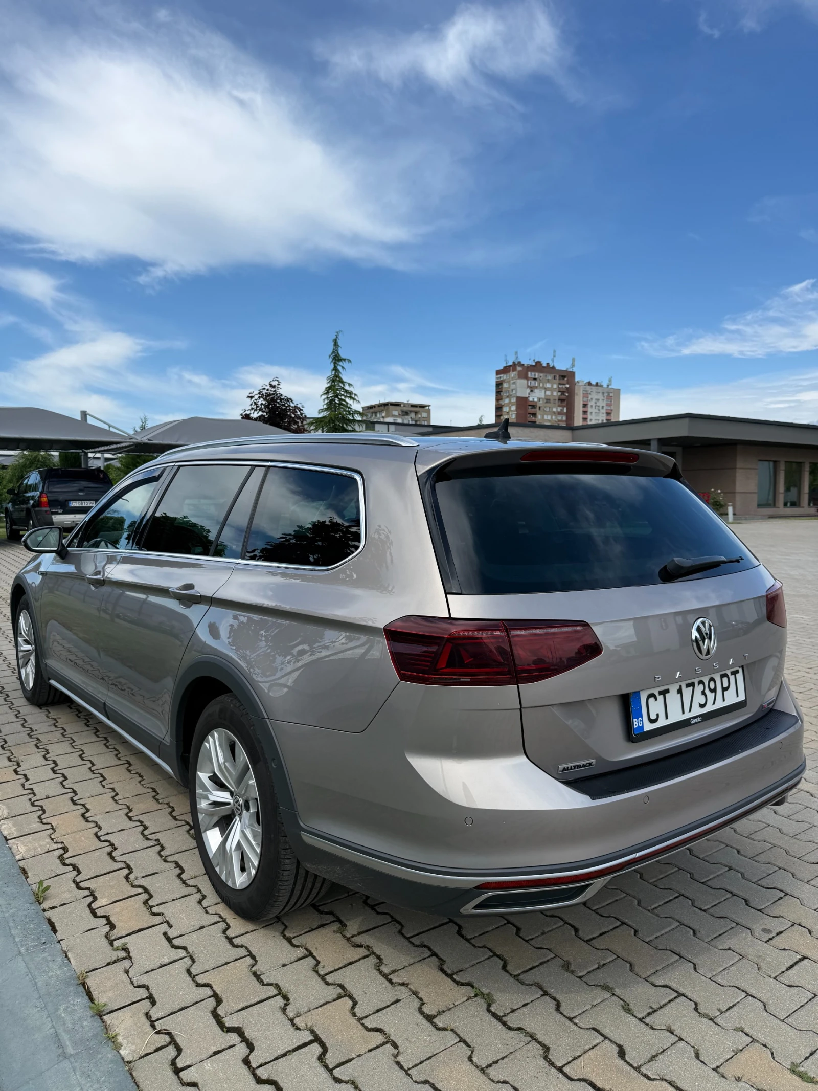 VW Passat ALL TRACK, снимка 7 - Автомобили и джипове - 54753365