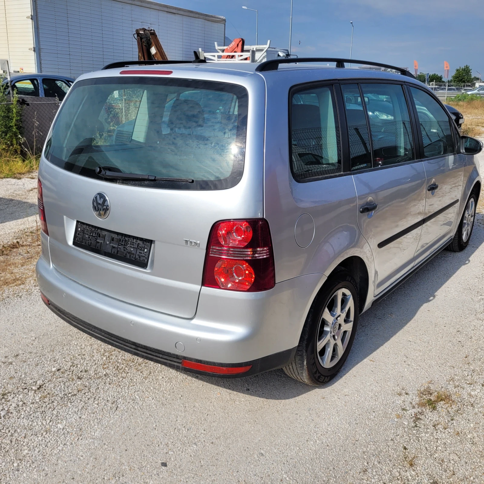 VW Touran 1.9tdi/6ck./klimatronik, снимка 8 - Автомобили и джипове - 54941068