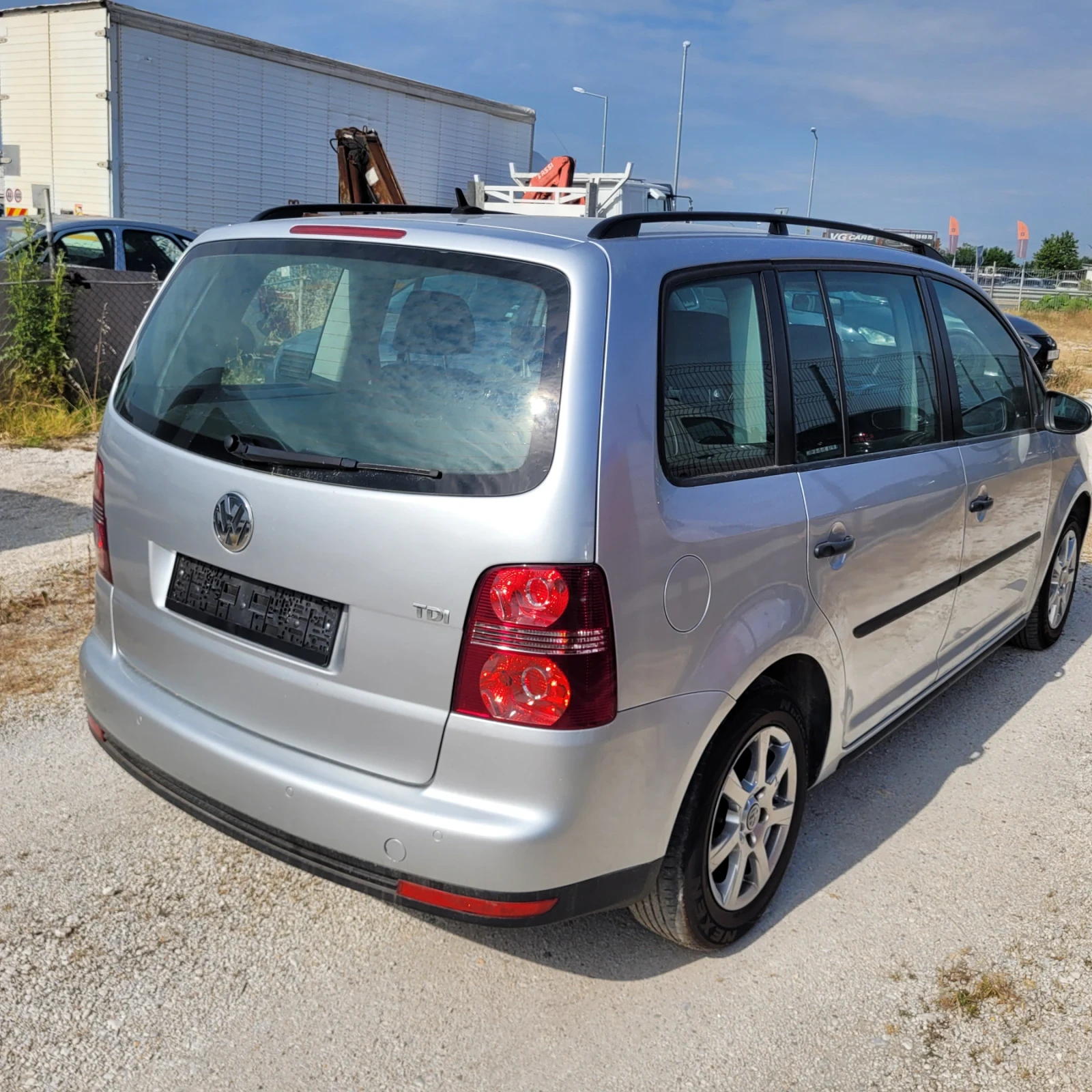 VW Touran 1.9tdi/6ck./klimatronik, снимка 7 - Автомобили и джипове - 54941068
