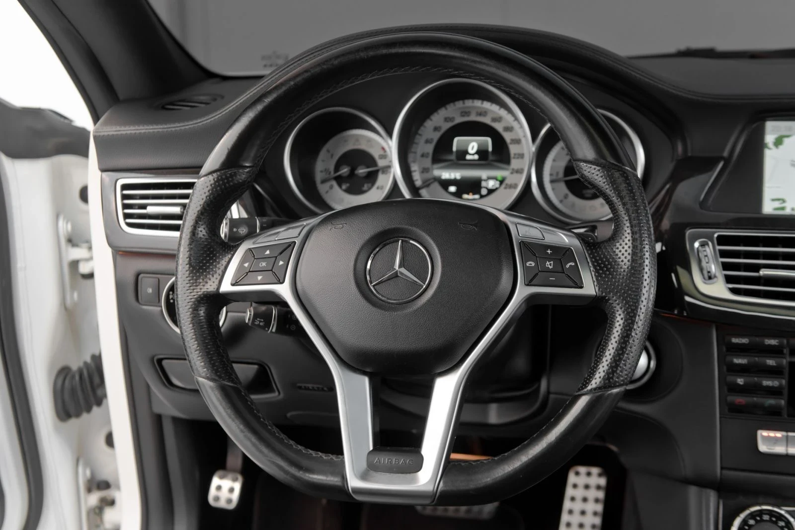 Mercedes-Benz CLS 350 * AMG PACK FULL  MAX* , снимка 12 - Автомобили и джипове - 55153164