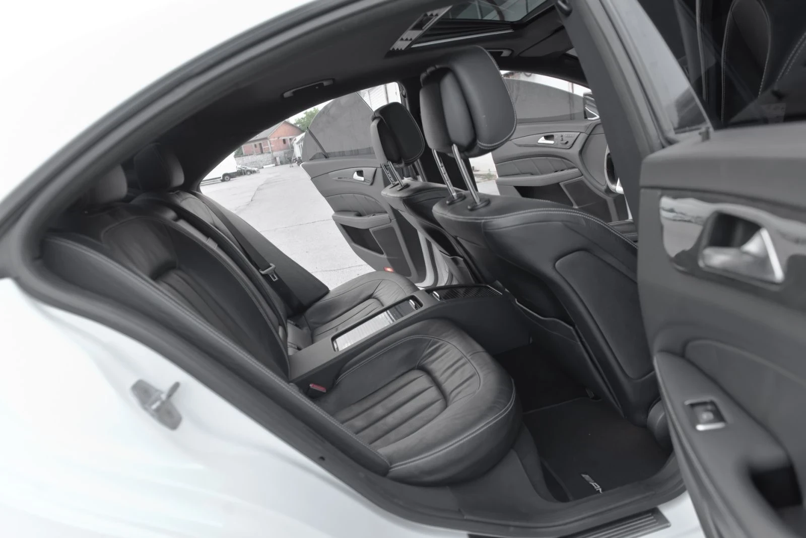 Mercedes-Benz CLS 350 * AMG PACK FULL  MAX* , снимка 10 - Автомобили и джипове - 55153164