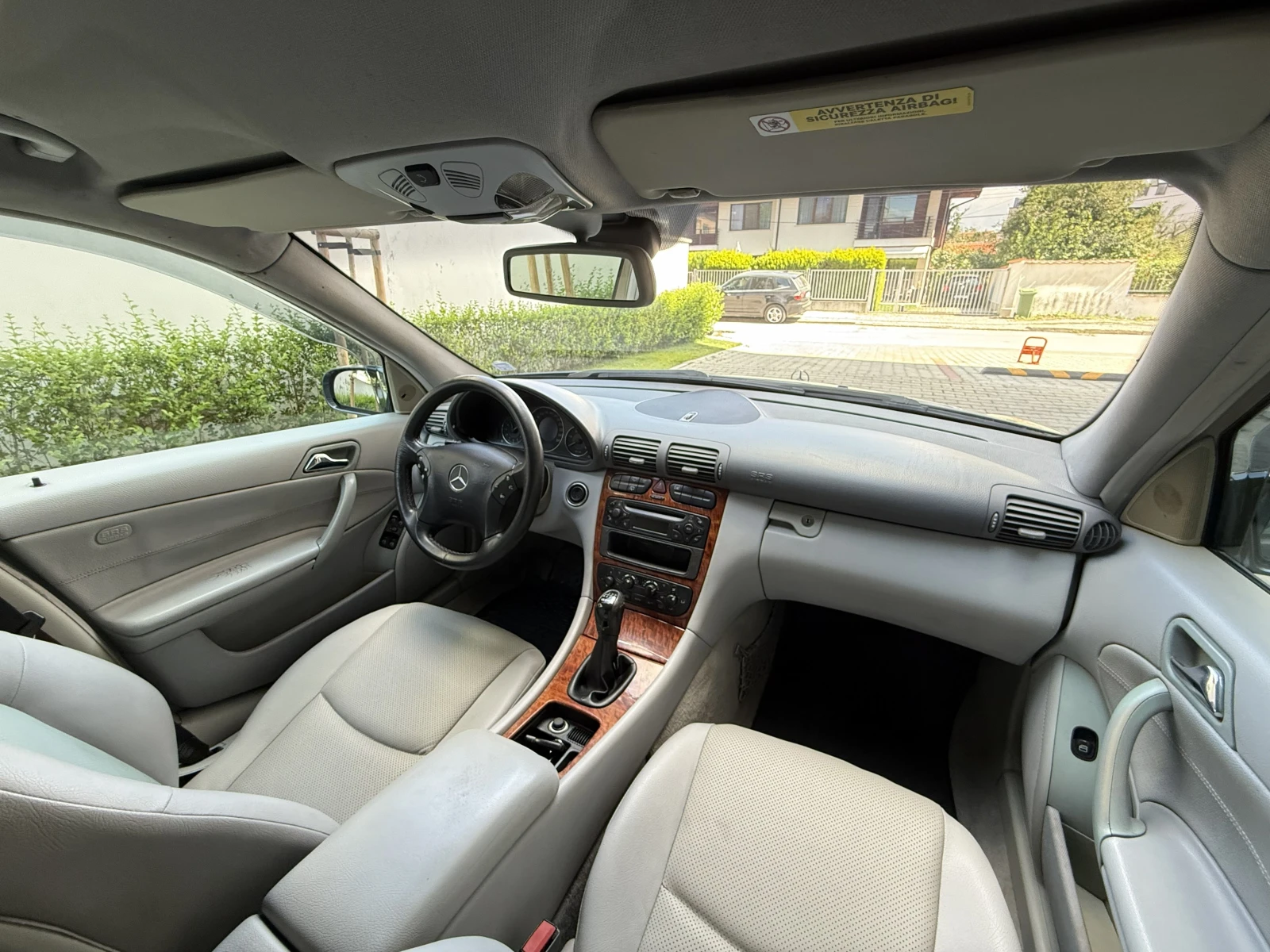 Mercedes-Benz C 220 FACELIFT-2.2CDI-6ск-, снимка 12 - Автомобили и джипове - 55224035