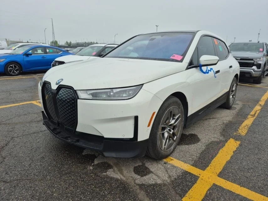 BMW iX XDRIVE50* 360* Sky Lounge* BMW Curved Display* H&K