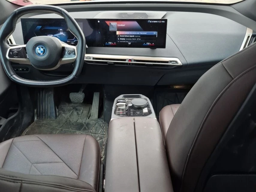 BMW iX XDRIVE50* 360* Sky Lounge* BMW Curved Display* H&K, снимка 6 - Автомобили и джипове - 55235300