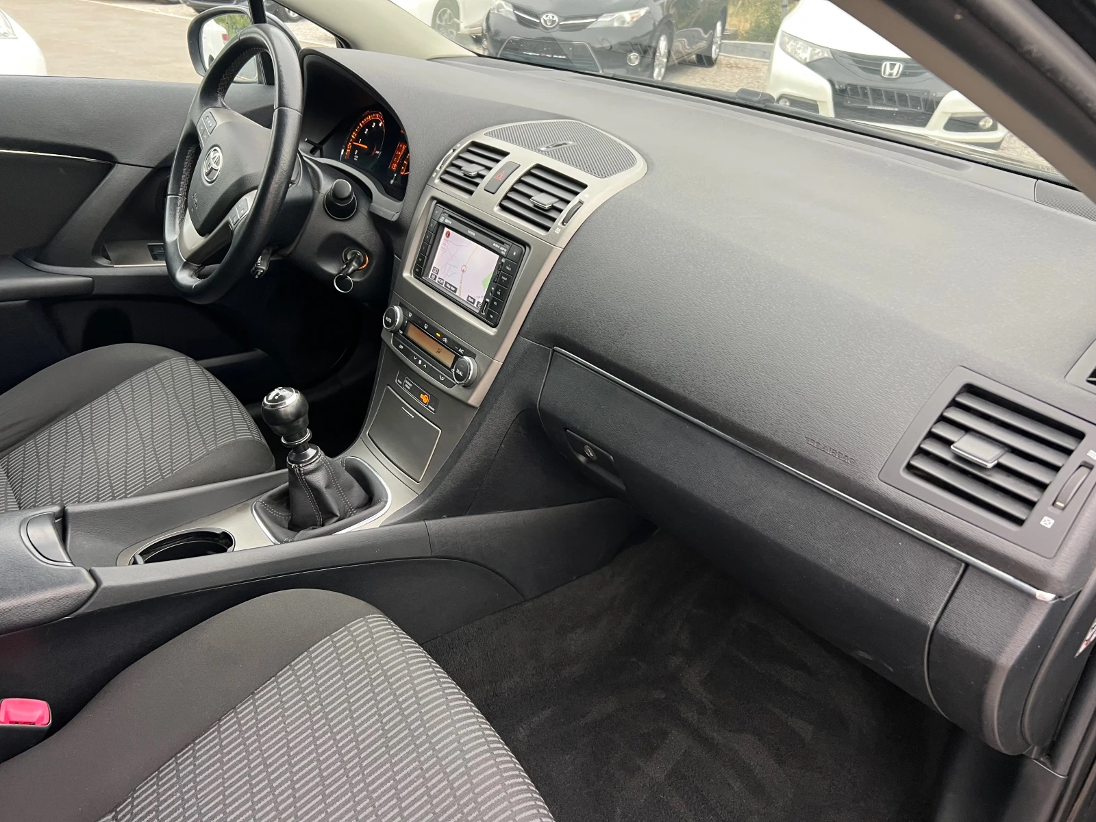 Toyota Avensis 1.8-SOLL FULL | Mobile.bg � ����������� 13