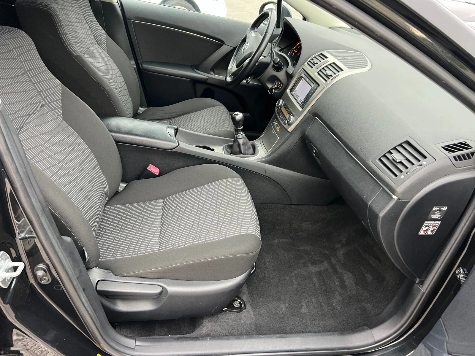 Toyota Avensis 1.8-SOLL FULL | Mobile.bg � ����������� 12