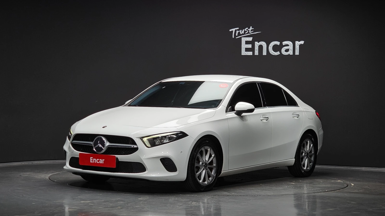 Mercedes-Benz A 220