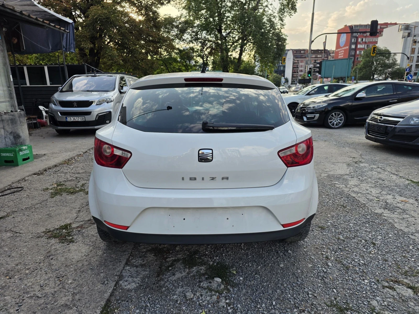 Seat Ibiza 1.2 12v GPL, снимка 5 - Автомобили и джипове - 55827817