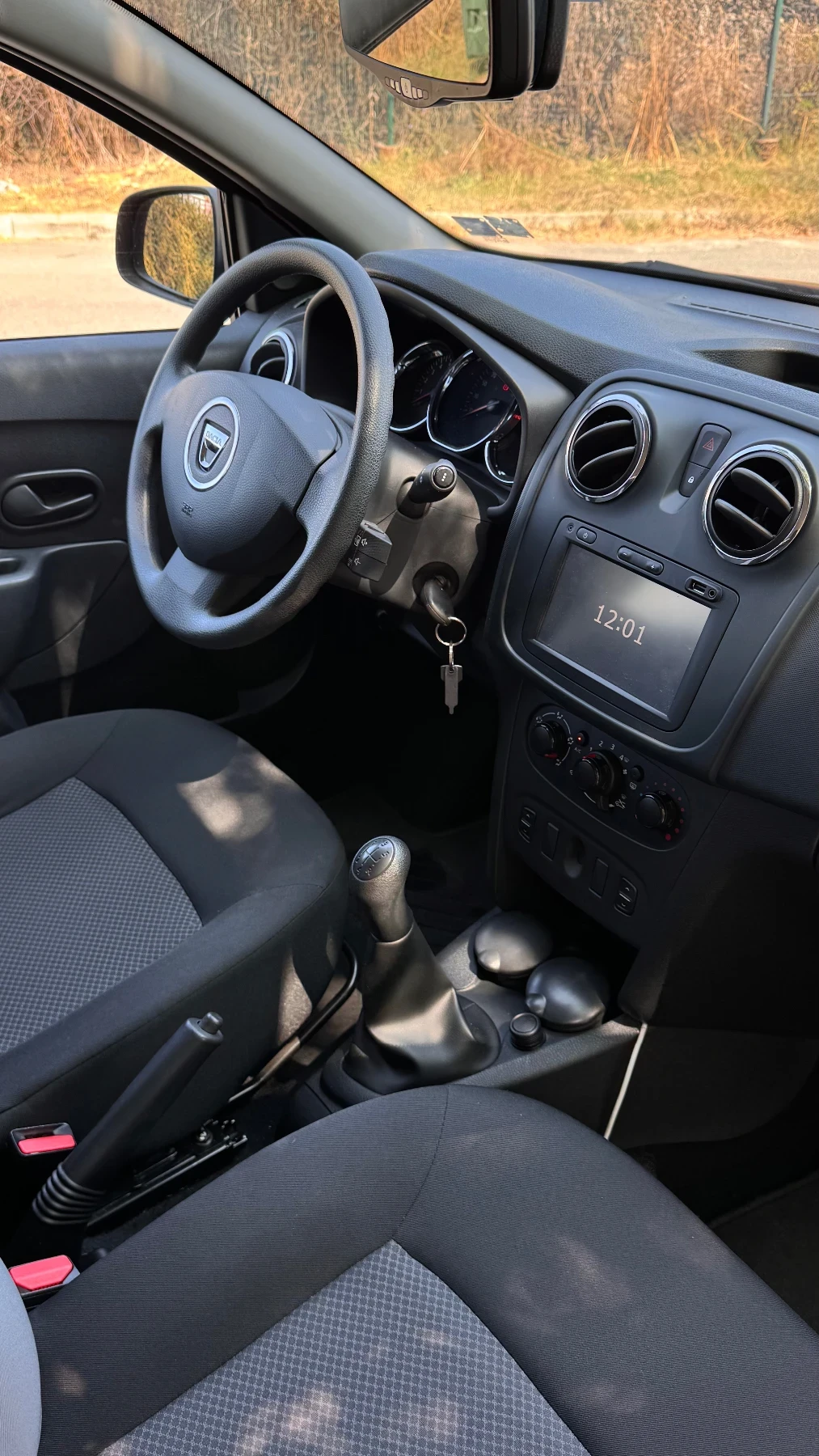 Dacia Sandero, снимка 5 - Автомобили и джипове - 55841689