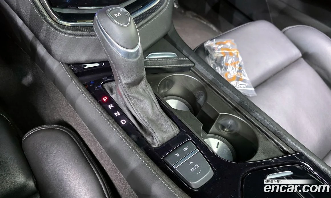 Cadillac Cts 2.0 Premium AWD, снимка 9 - Автомобили и джипове - 56123060