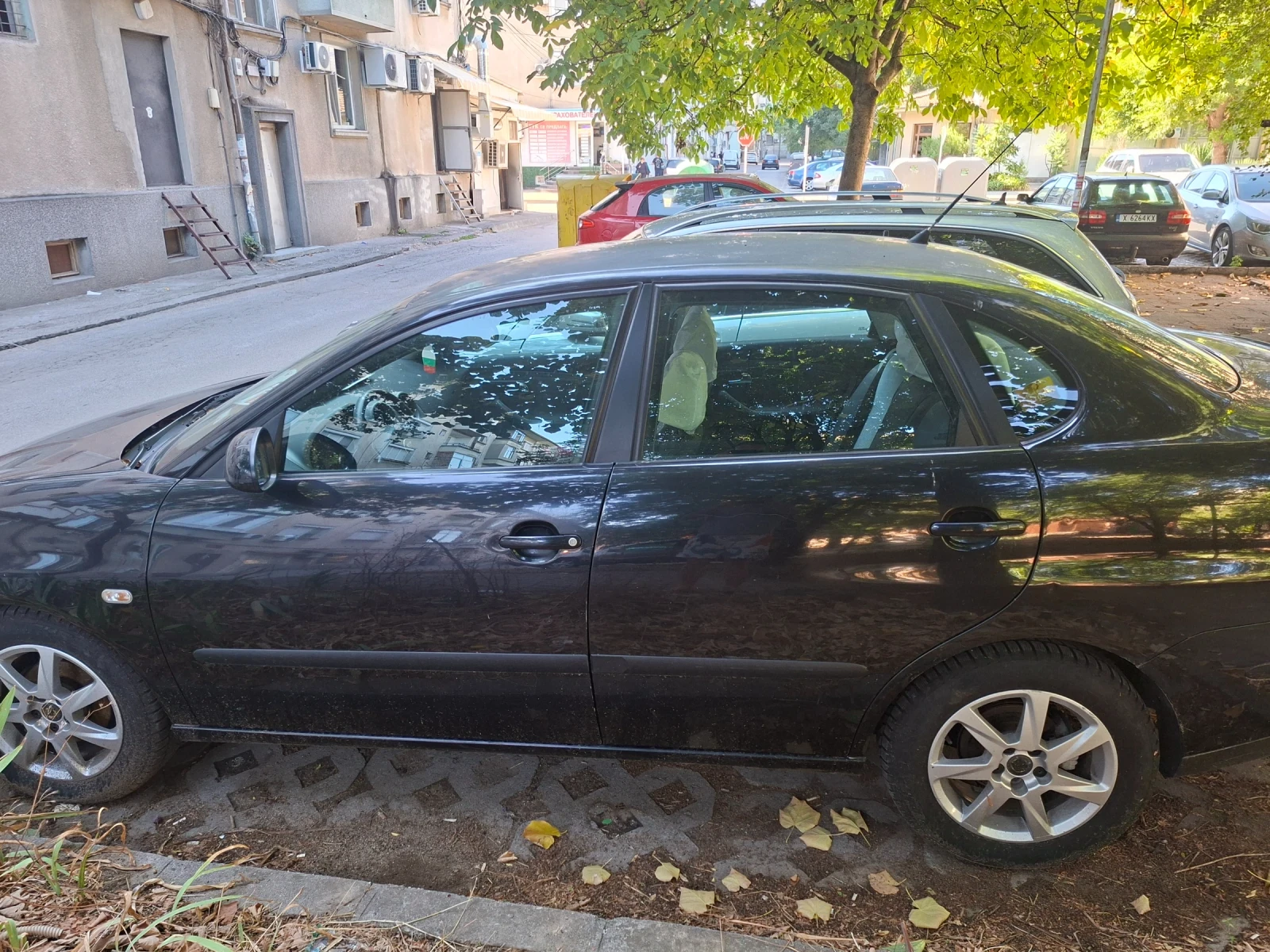 Seat Cordoba, снимка 6 - Автомобили и джипове - 56144693