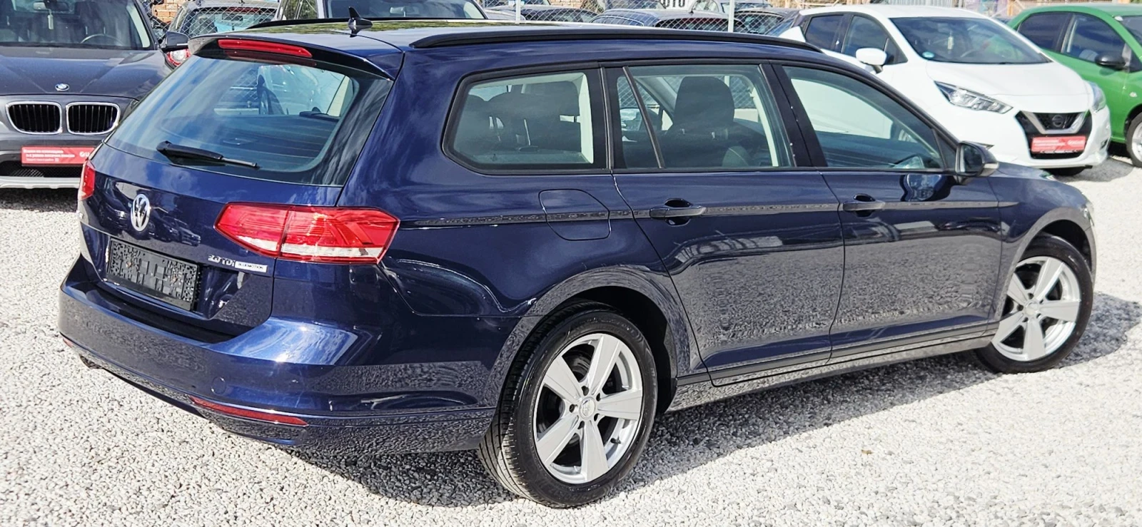 VW Passat NAVI* 120кс, снимка 11 - Автомобили и джипове - 56182300