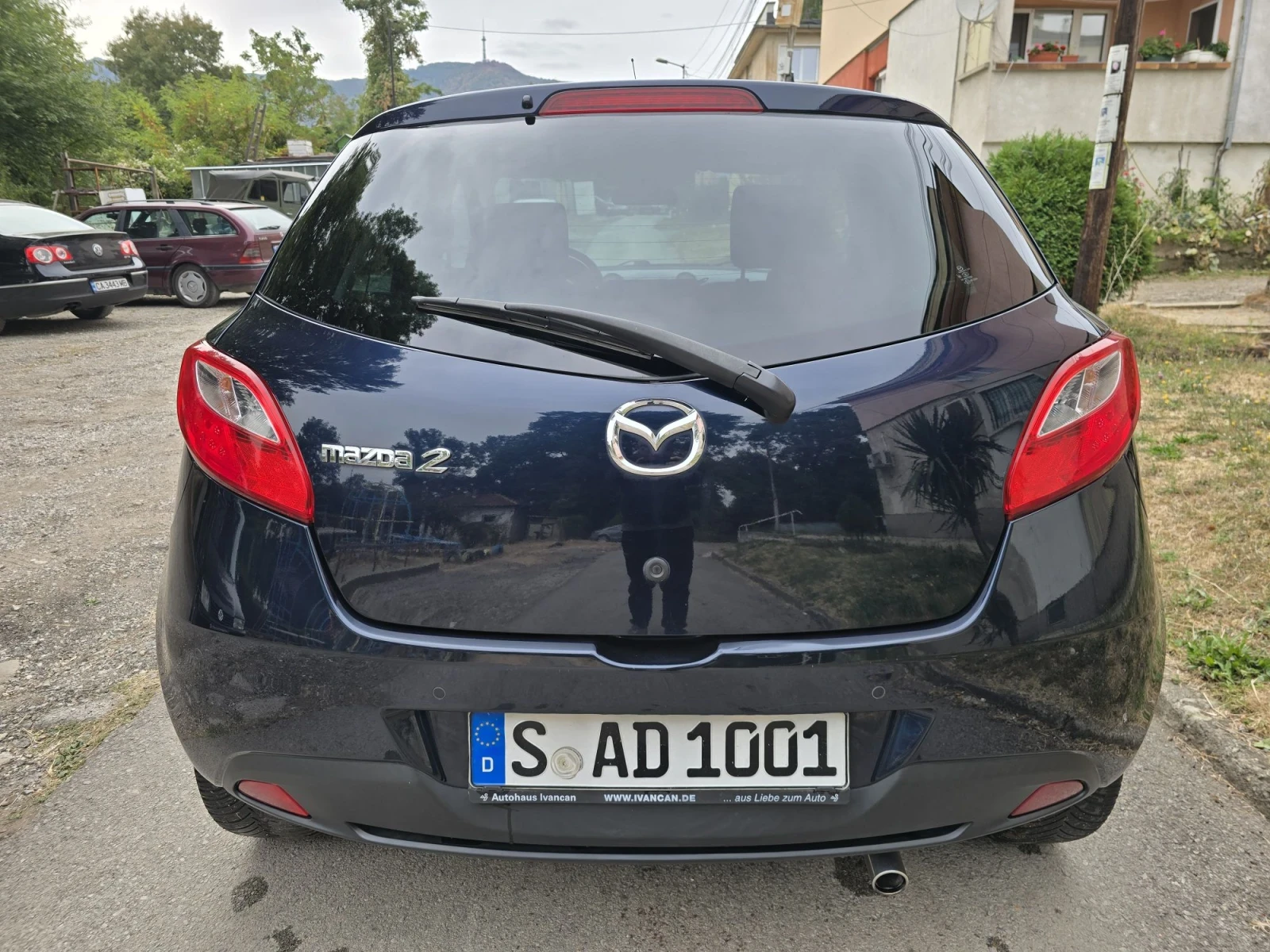 Mazda 2 От Германия 102000км.4цилиндъра. 4врати.Навигация, снимка 3 - Автомобили и джипове - 56219080