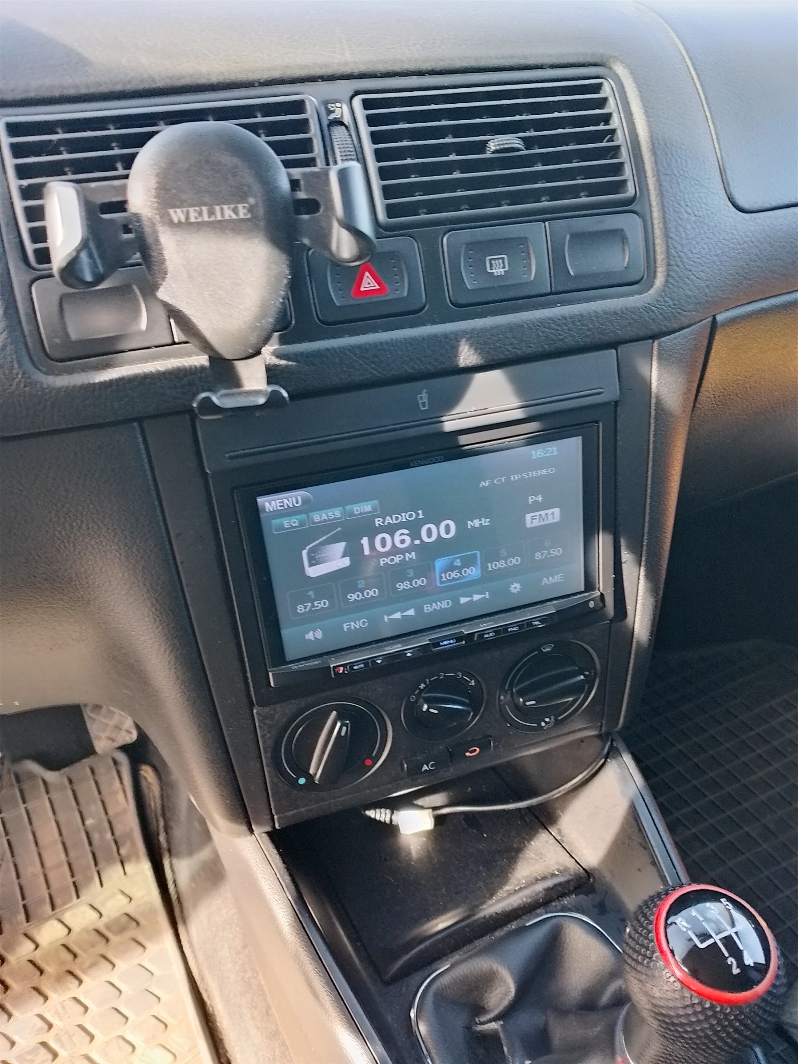 VW Golf, снимка 12 - Автомобили и джипове - 56328762