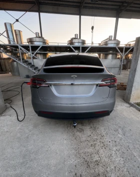 Tesla Model X 100D, снимка 2