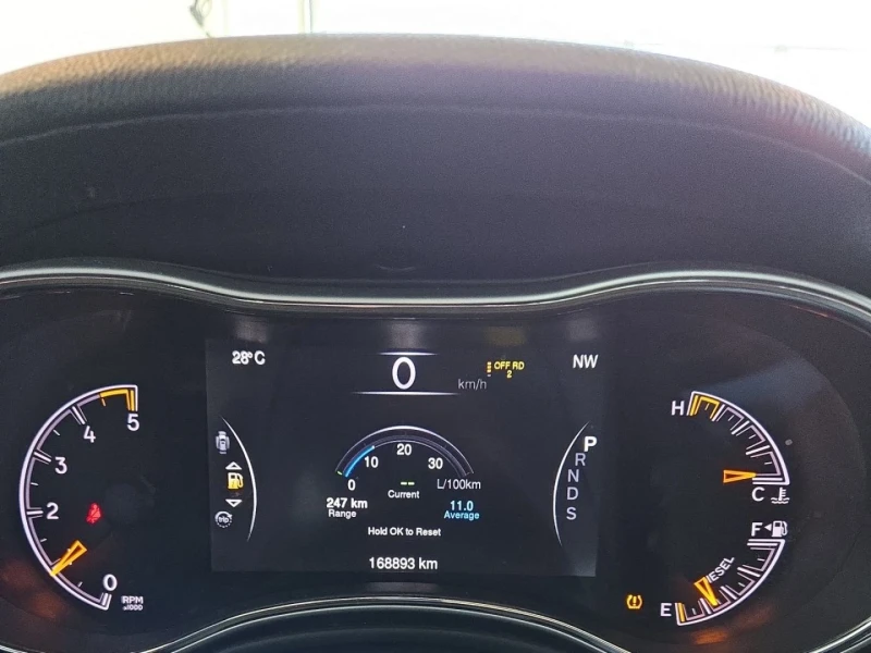 Jeep Grand cherokee Overland* Пано* Подгрев* Обдух, снимка 11 - Автомобили и джипове - 52317875