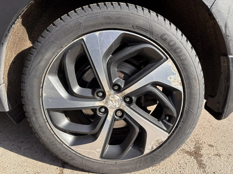 Hyundai Tucson 2.0 CRDi 184к.с. 4x4 GT Full Екстри, снимка 13 - Автомобили и джипове - 52624132