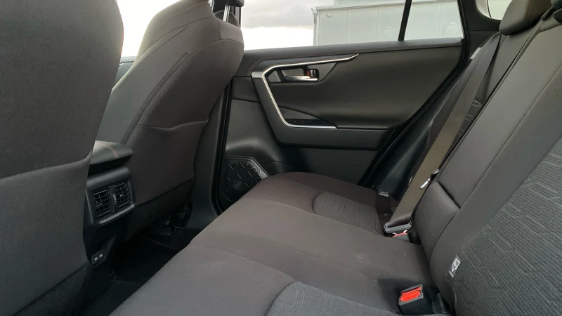 Toyota Rav4 EXEC PLUS HEAD UP, снимка 12 - Автомобили и джипове - 52741739