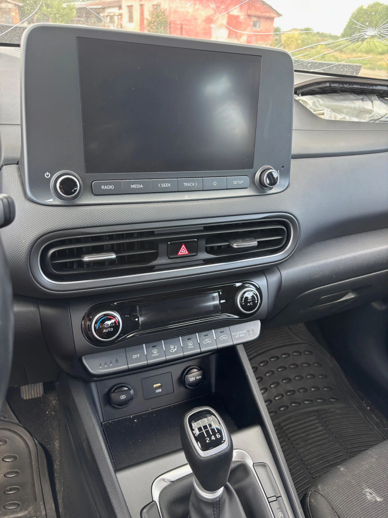 Hyundai Kona  - изображение 7
