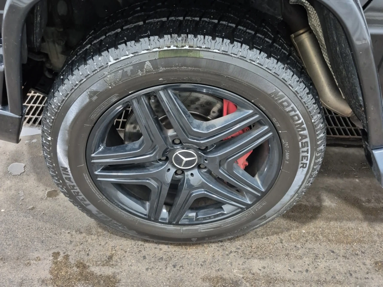 Mercedes-Benz G 63 AMG  - изображение 6