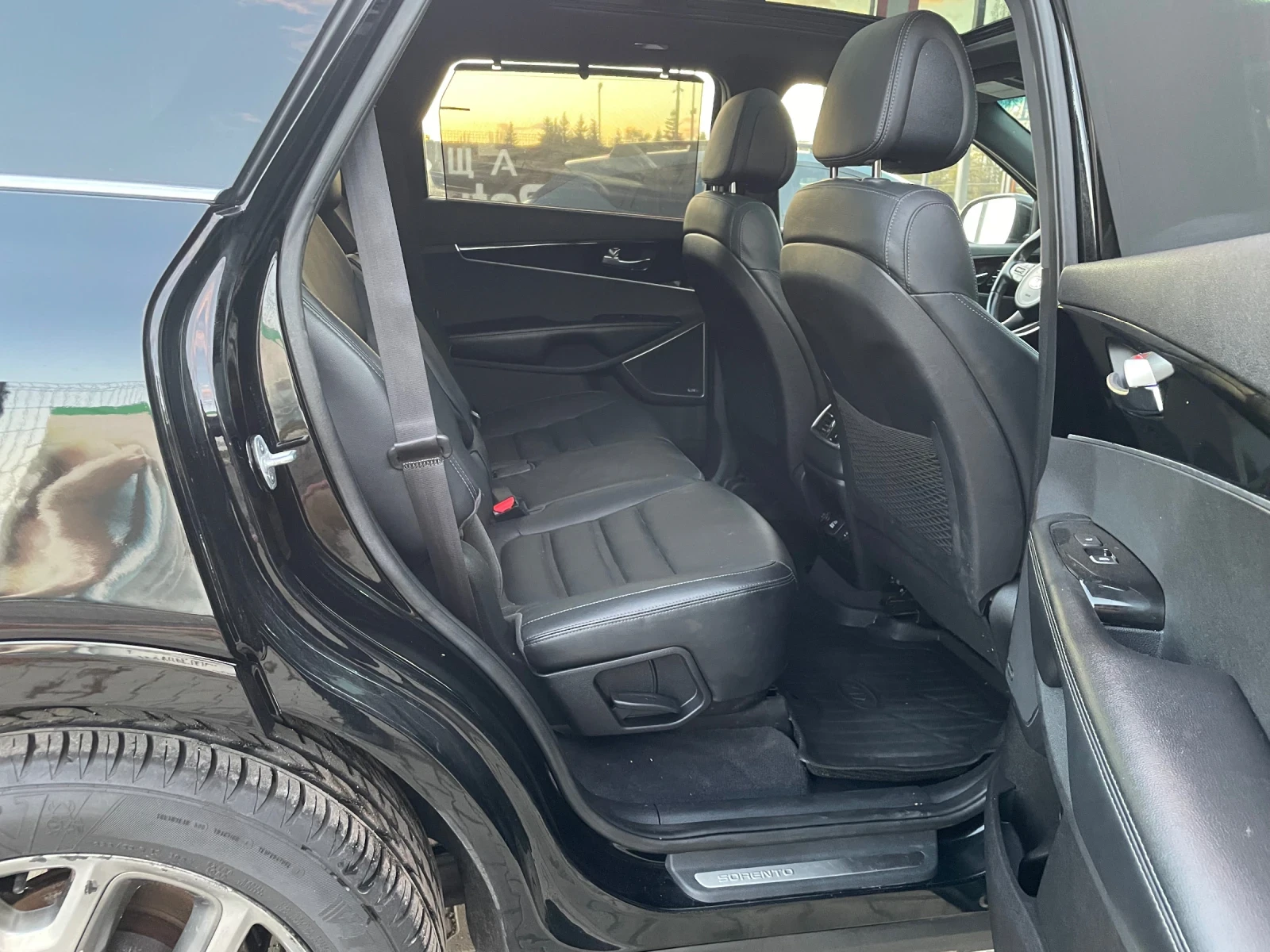 Kia Sorento   3.3* 6+ 1* Keyless Go* \*  | Mobile.bg   11