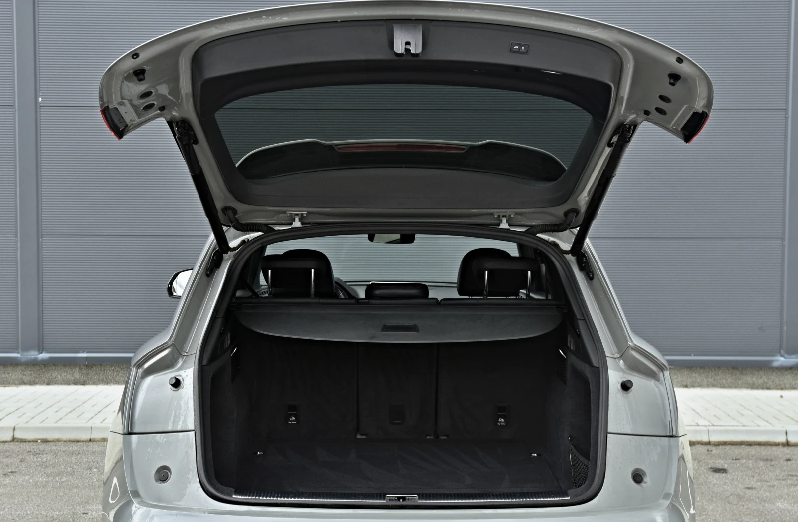 Audi Q5 4.0TDI/3xSLINE/KEY&GO/360CAM/SQ5SEATS/ЛИЗИНГ, снимка 8 - Автомобили и джипове - 54088872