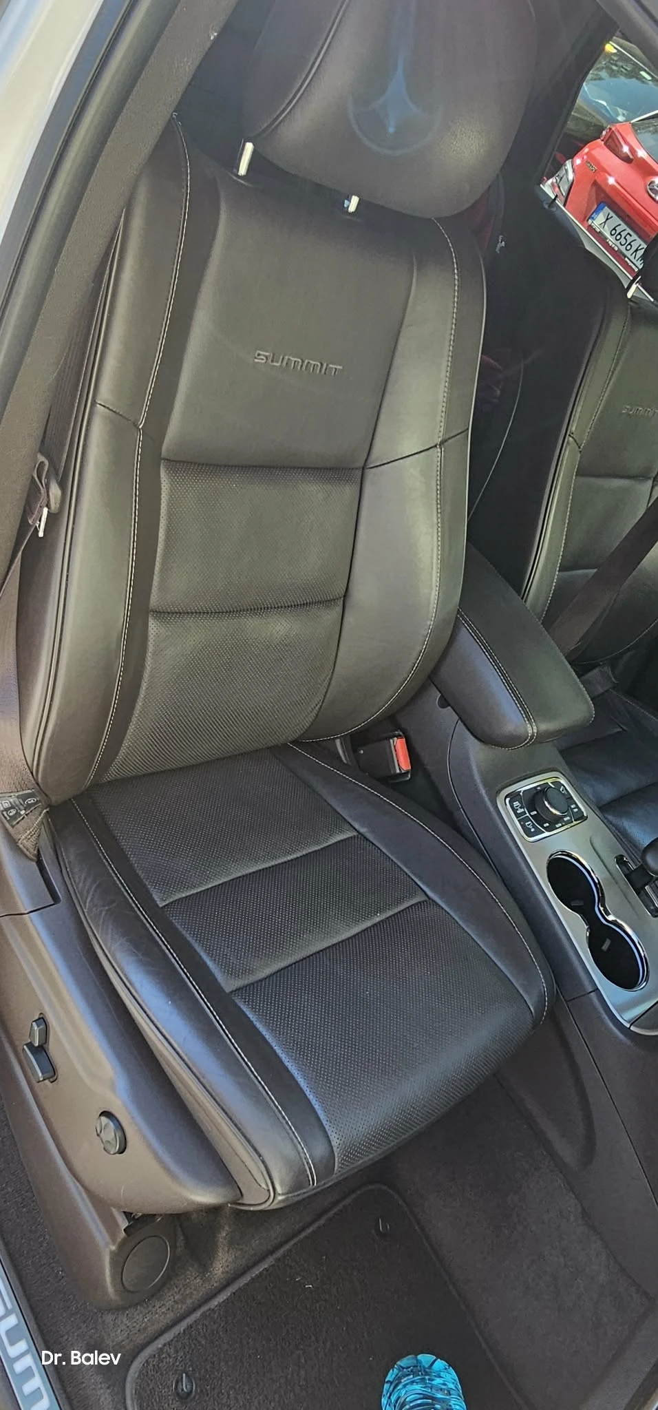 Jeep Grand cherokee Summit, снимка 13 - Автомобили и джипове - 54305387