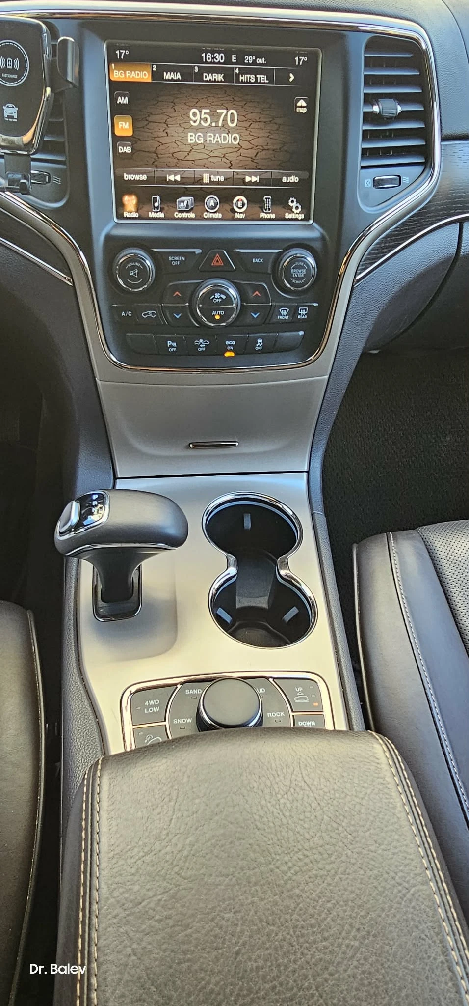 Jeep Grand cherokee Summit, снимка 5 - Автомобили и джипове - 54305387