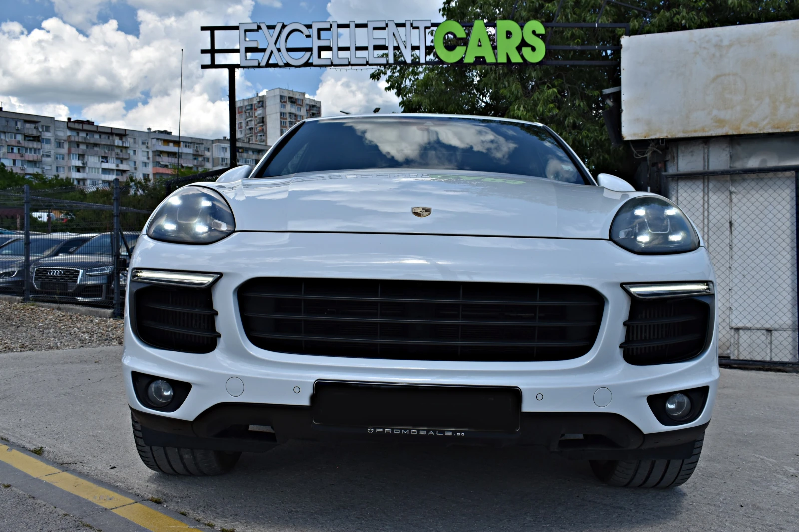 Porsche Cayenne 3.0d* Exclusive* FACELIFT, снимка 7 - Автомобили и джипове - 54718992