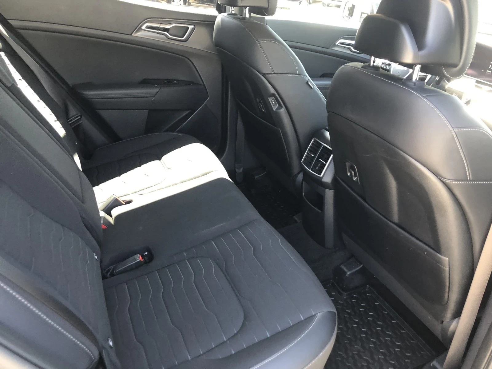 Kia Sportage EXECUTIVE DISTRONIK DIGITAL ГАРАНЦИЯ, снимка 10 - Автомобили и джипове - 54936291