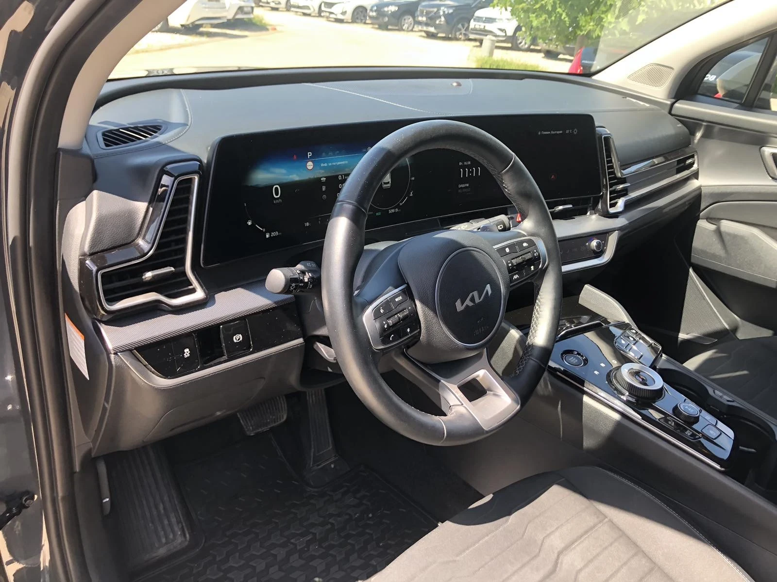 Kia Sportage EXECUTIVE DISTRONIK DIGITAL ГАРАНЦИЯ, снимка 12 - Автомобили и джипове - 54936291