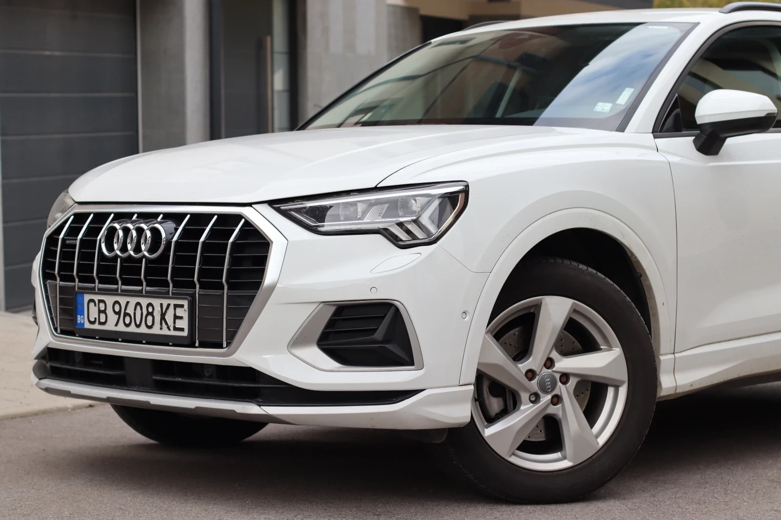 Audi Q3 40 TFSI, снимка 3 - Автомобили и джипове - 55345982