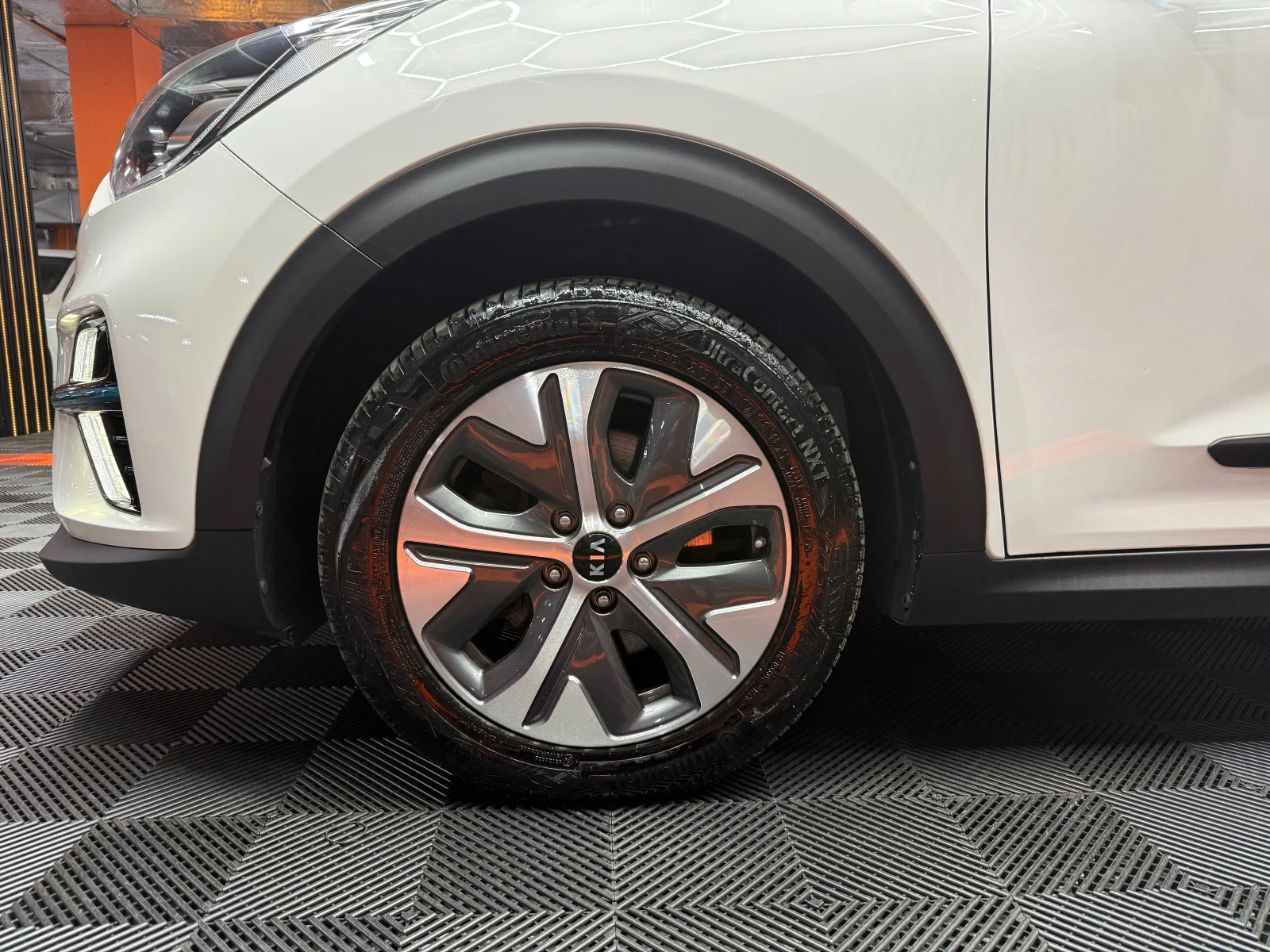 Kia Niro Electric/64 kWh/Германия/Налична/Перфектна, снимка 6 - Автомобили и джипове - 56114763