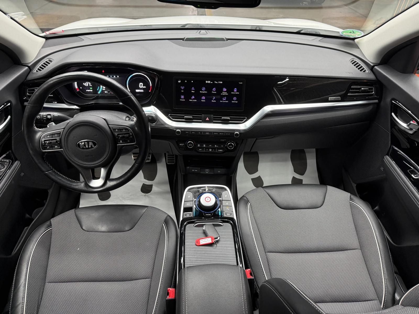 Kia Niro Electric/64 kWh/Германия/Налична/Перфектна, снимка 9 - Автомобили и джипове - 56114763
