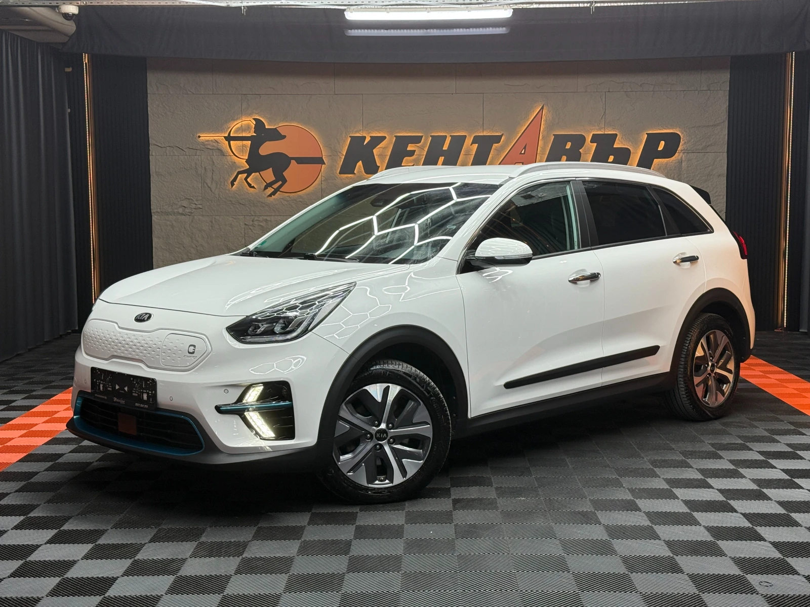 Kia Niro Electric/64 kWh/Германия/Налична/Перфектна